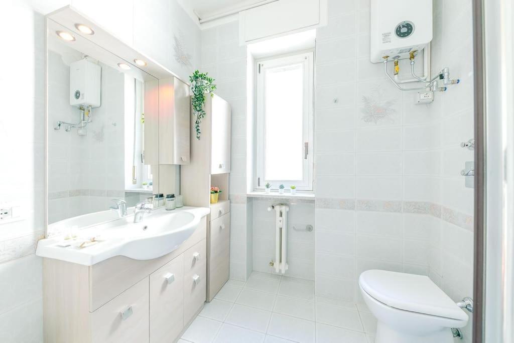 Navigli - Downtown - Duomo Spacious Two Bedroom Apartment - Close To Metro - Ac - Wi-Fi 米兰 外观 照片