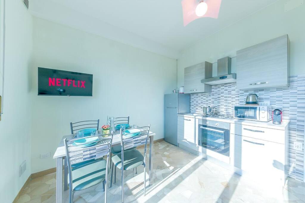 Navigli - Downtown - Duomo Spacious Two Bedroom Apartment - Close To Metro - Ac - Wi-Fi 米兰 外观 照片