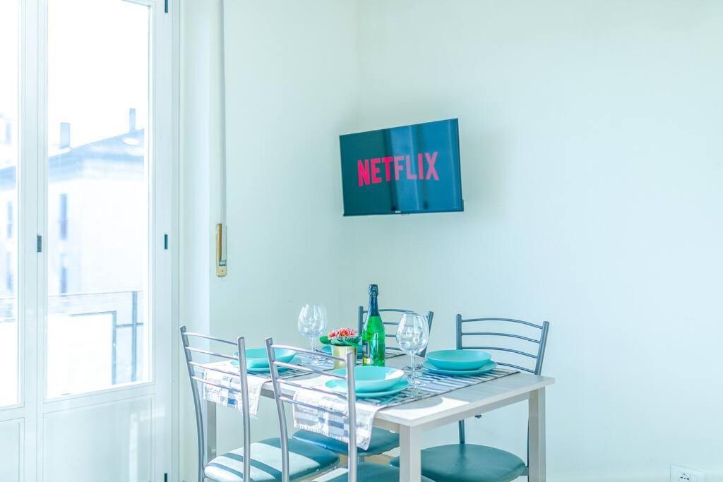 Navigli - Downtown - Duomo Spacious Two Bedroom Apartment - Close To Metro - Ac - Wi-Fi 米兰 外观 照片