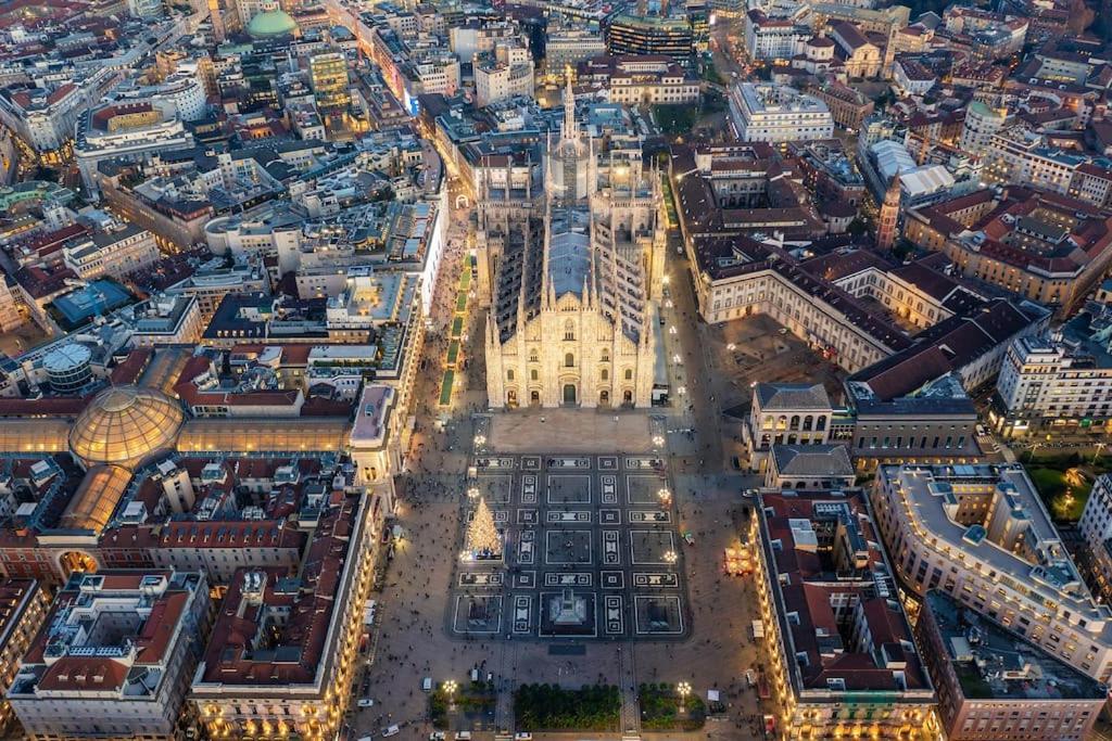 Navigli - Downtown - Duomo Spacious Two Bedroom Apartment - Close To Metro - Ac - Wi-Fi 米兰 外观 照片